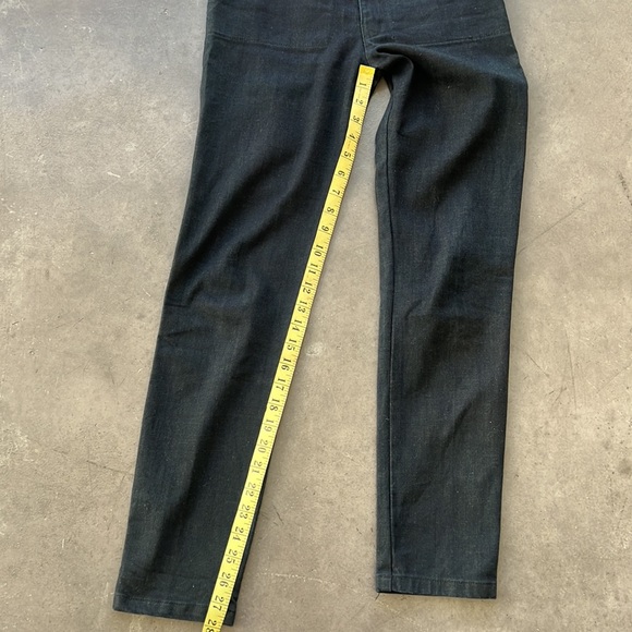Dark soft denim. Straight leg, front pockets, no back pockets, no belt loops. - Picture 6 of 10